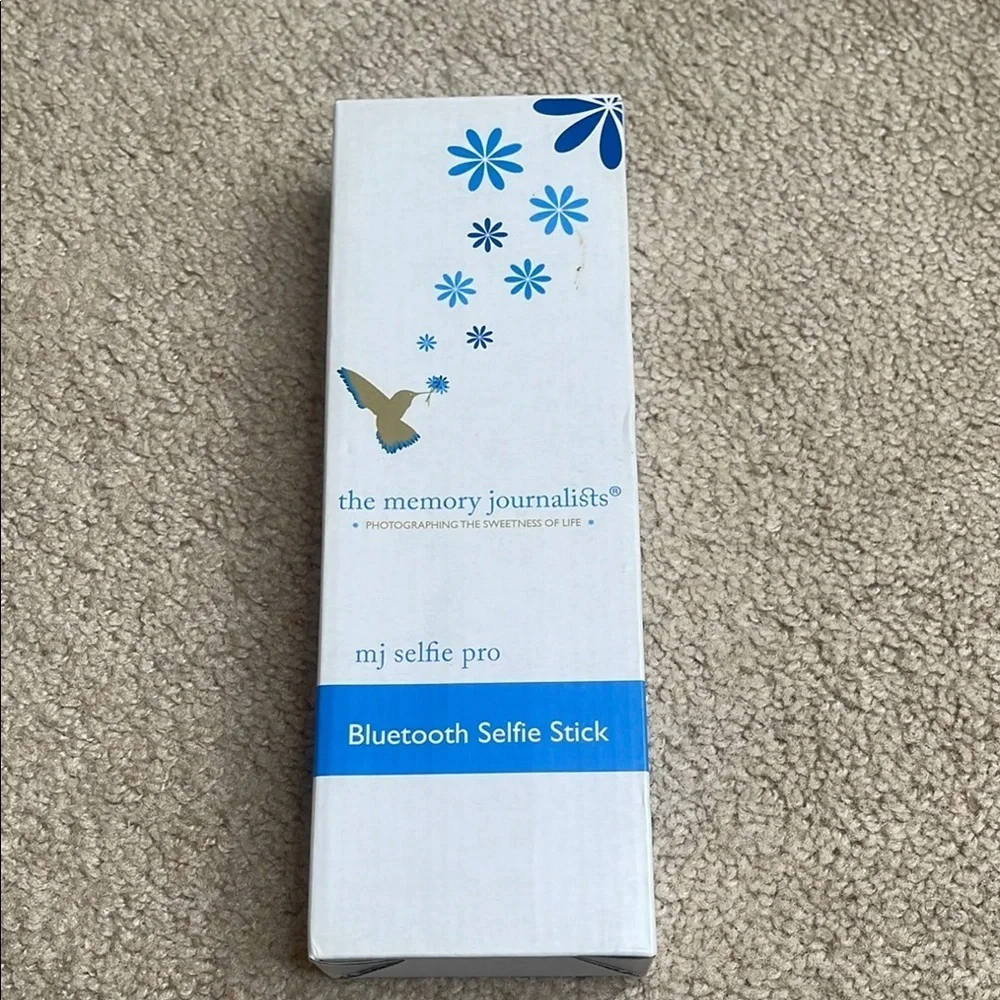 Bluetooth Selfie Stick - Blue